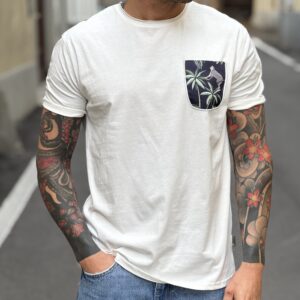 T-shirt wild