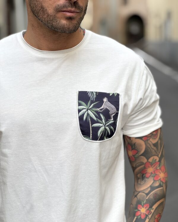 T-shirt wild - immagine 2