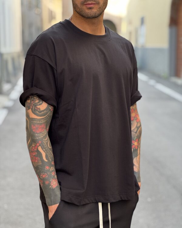 T-shirt boxy fit nera