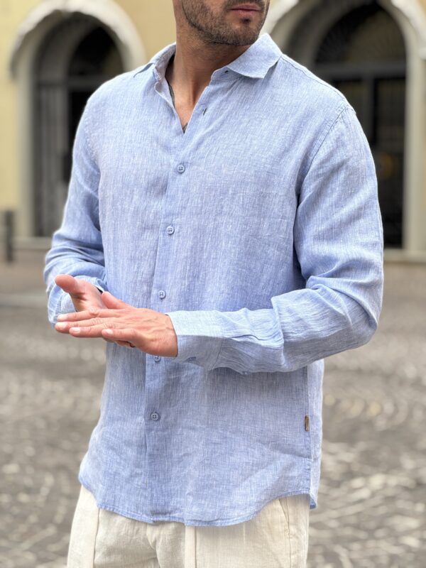 Camicia in lino mélange sky - immagine 3