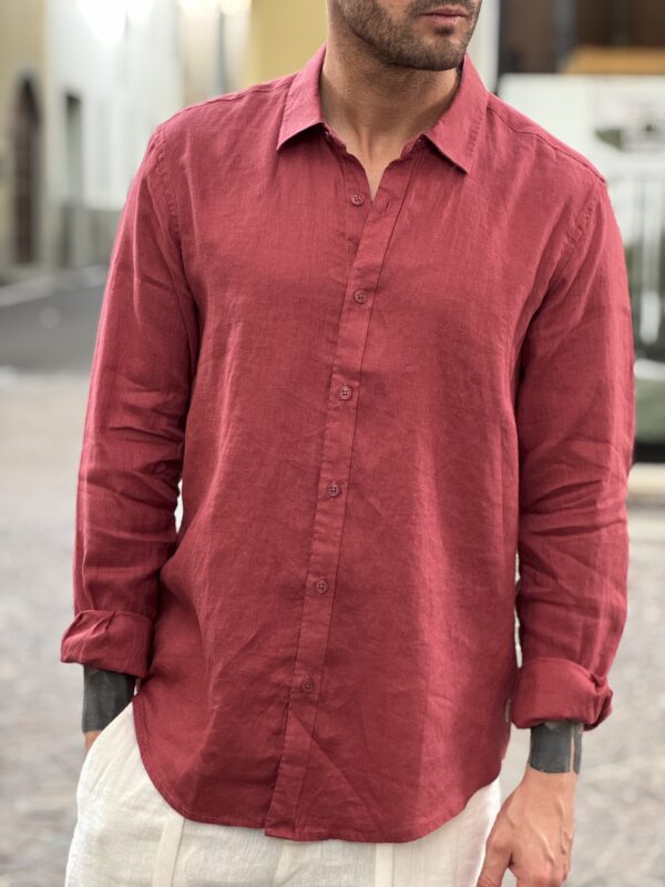Camicia in lino rosso india