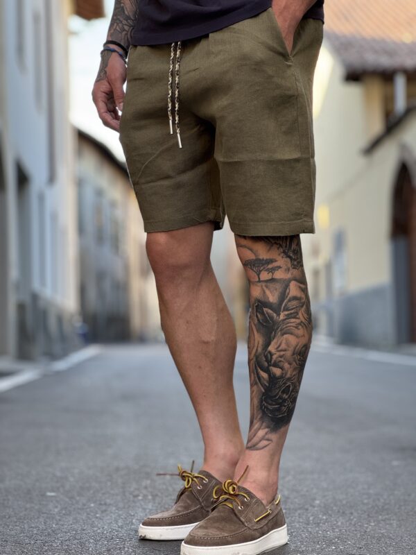 Bermuda in lino military - immagine 3