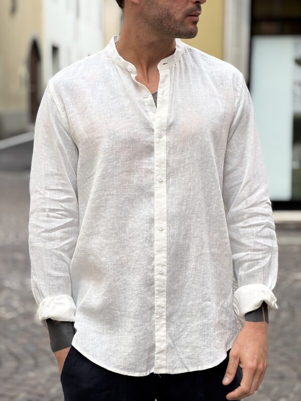 Camicia in lino coreana white