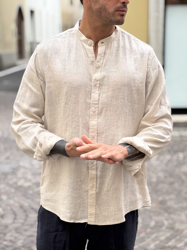 Camicia in lino coreana beige - immagine 3