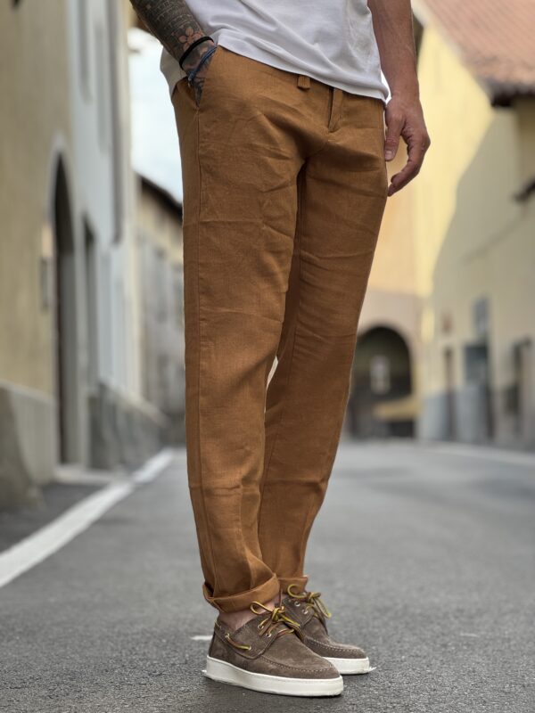 Pantalone in lino Michigan tobacco - immagine 2